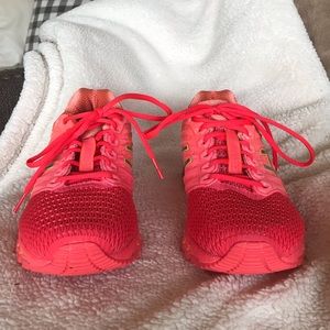 ASICS Gel Running Sneaker!